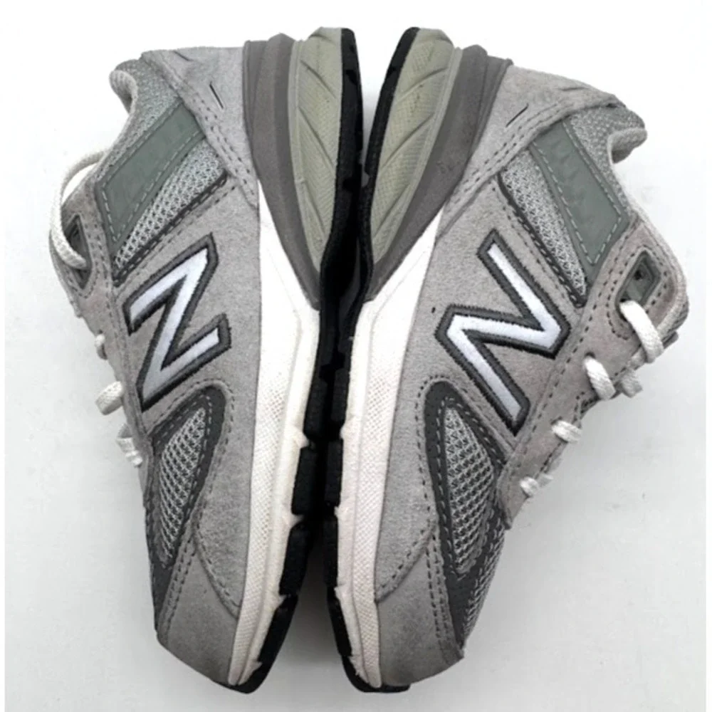 New Balance 990v5 Kids Sneakers Gray Suede Mesh Running Shoes US 8 EU 25